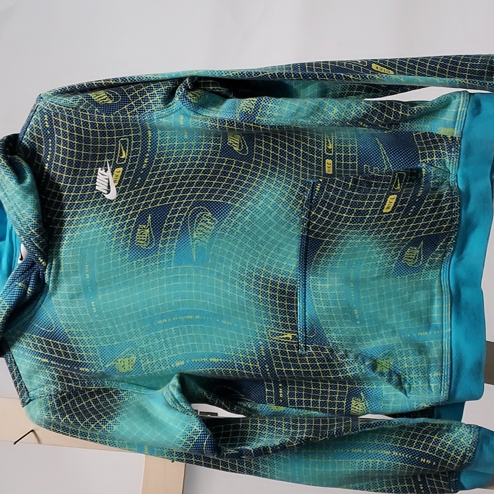 Nike kids xl sweatshirt